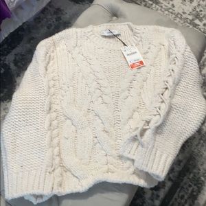 Zara puffy sweater in cream